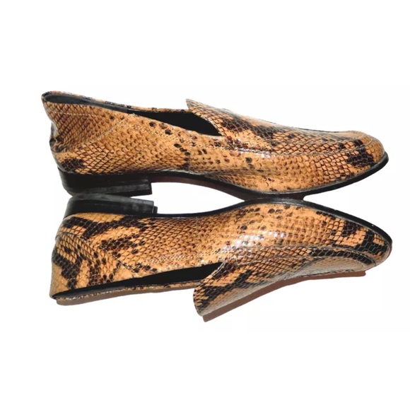 Vince Camuto Jendeya Reptile Snake Print Leather Loafer Slip On Casual - Picture 4 of 9